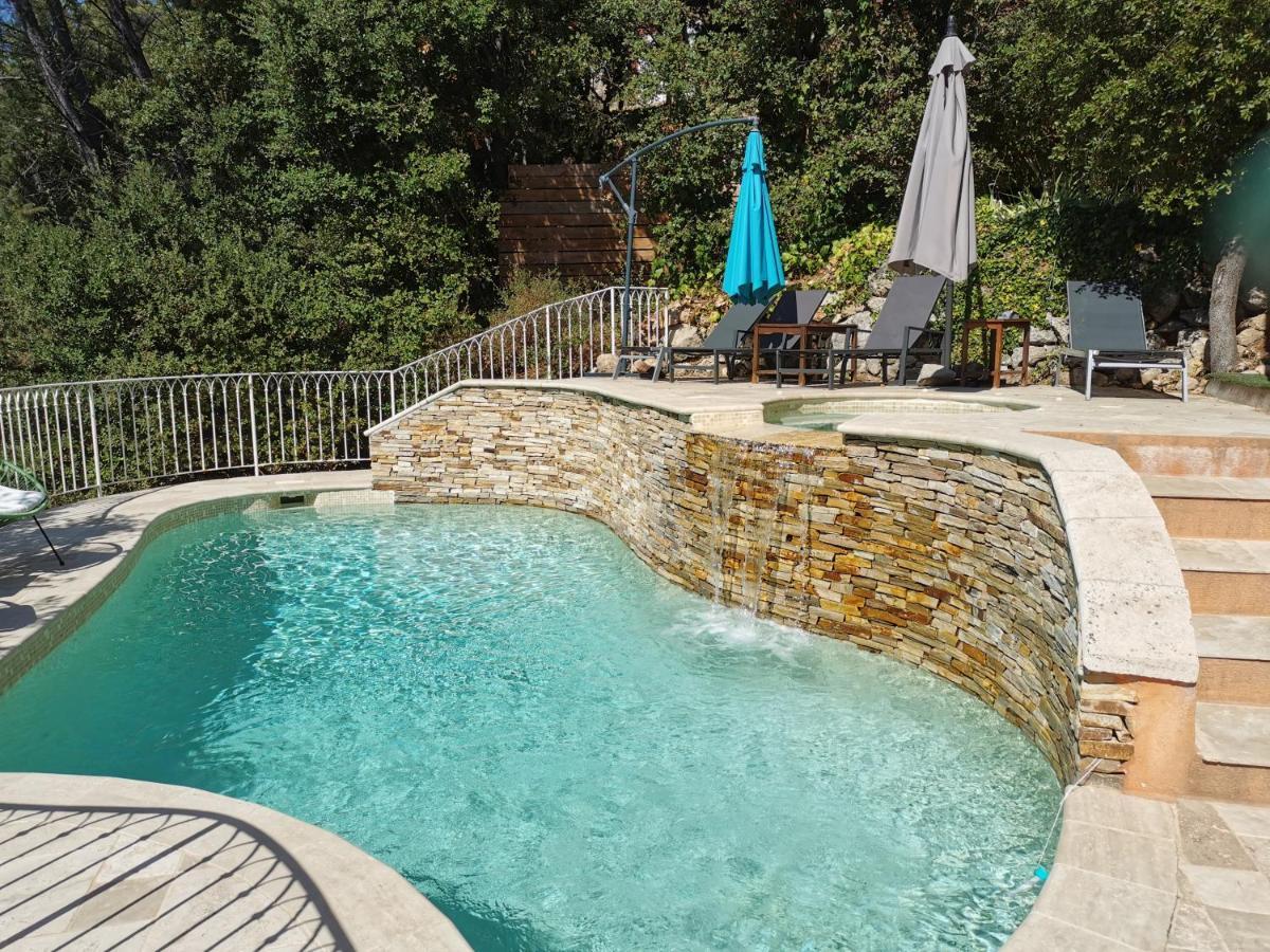 Taradeau Appart "Pins & Parasol", Piscine Chauffee Et Bain A Remous מראה חיצוני תמונה